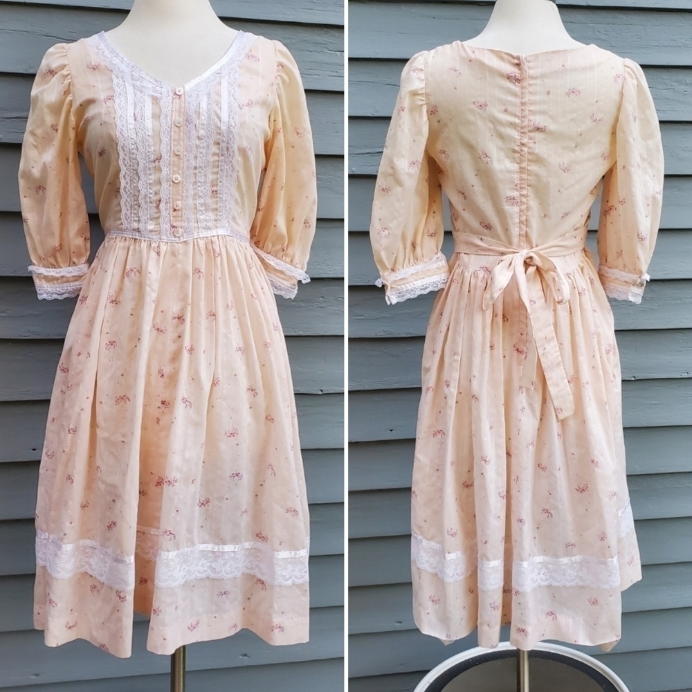 Vintage 70s Handmade Cottagecore Prairie Peach Pink Floral‎ Lace Midi Dress Sm